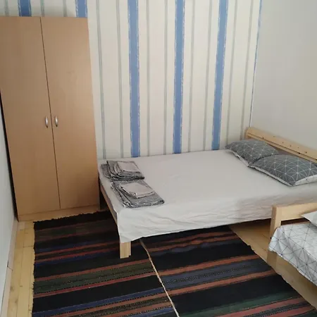بيت ضيافة втори километър *